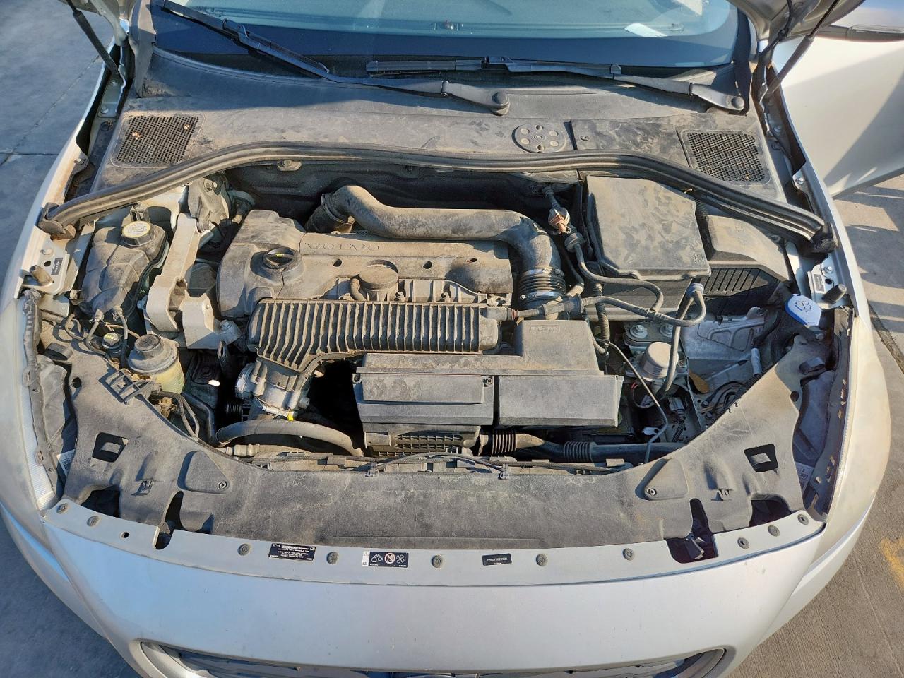 2012 Volvo S60 T5 VIN: YV1622FSXC2131822 Lot: 71902775