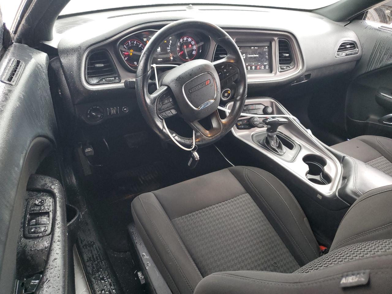 2019 Dodge Challenger Sxt VIN: 2C3CDZAG1KH719553 Lot: 81646785