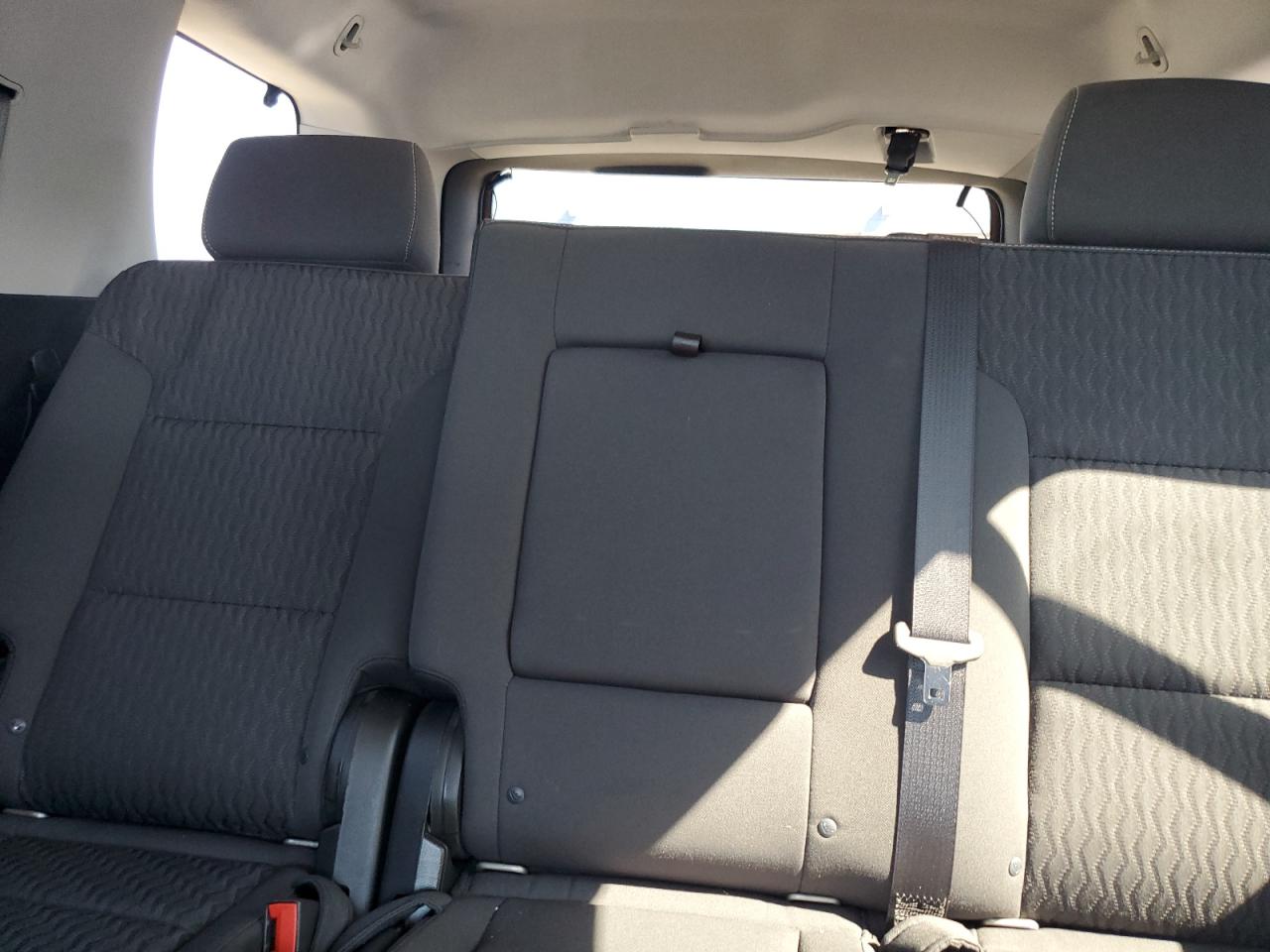 2018 GMC Yukon Sle VIN: 1GKS2AKC3JR378976 Lot: 81895995