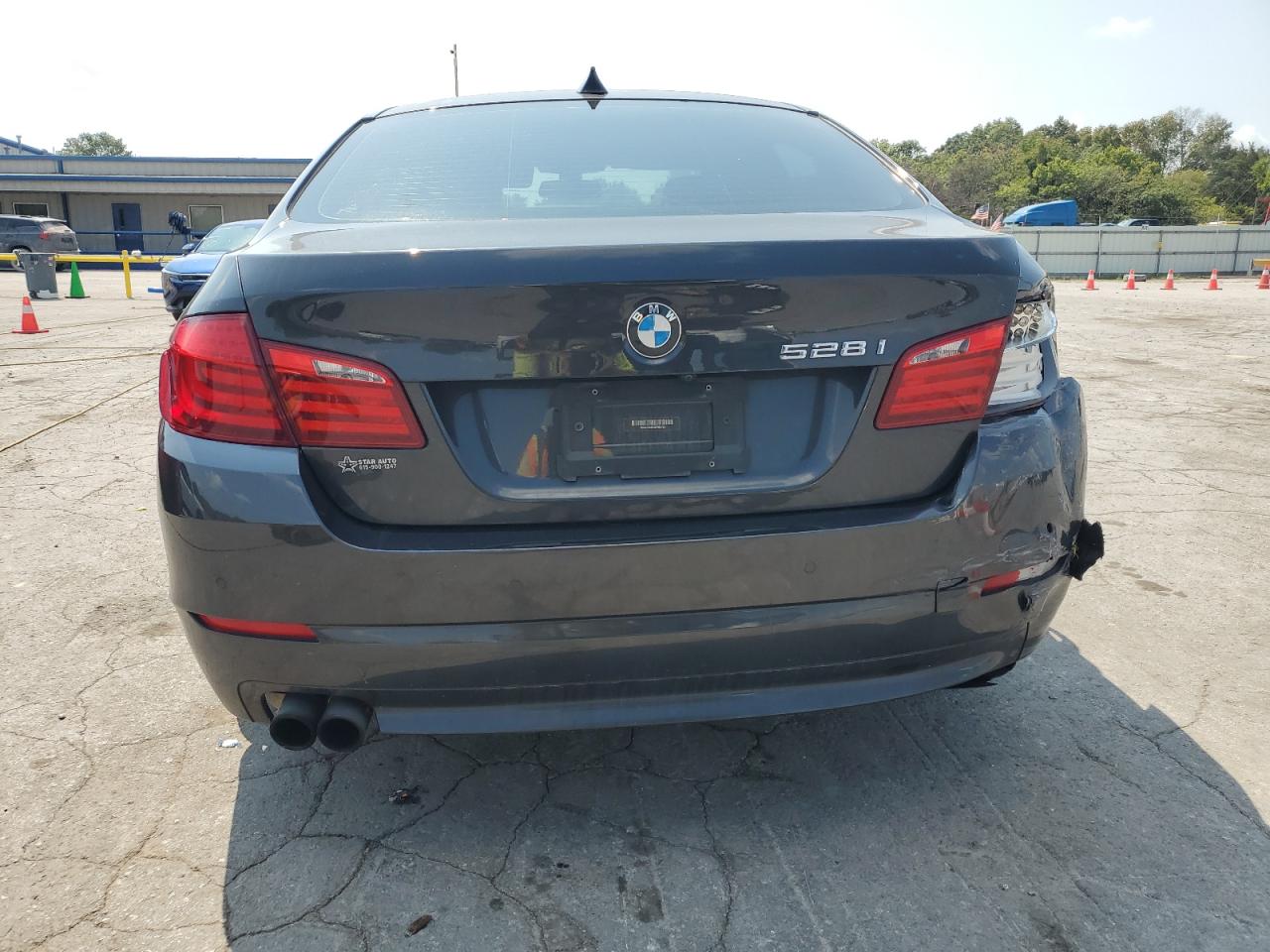 2012 BMW 528 I VIN: WBAXG5C55CDW85721 Lot: 68859595