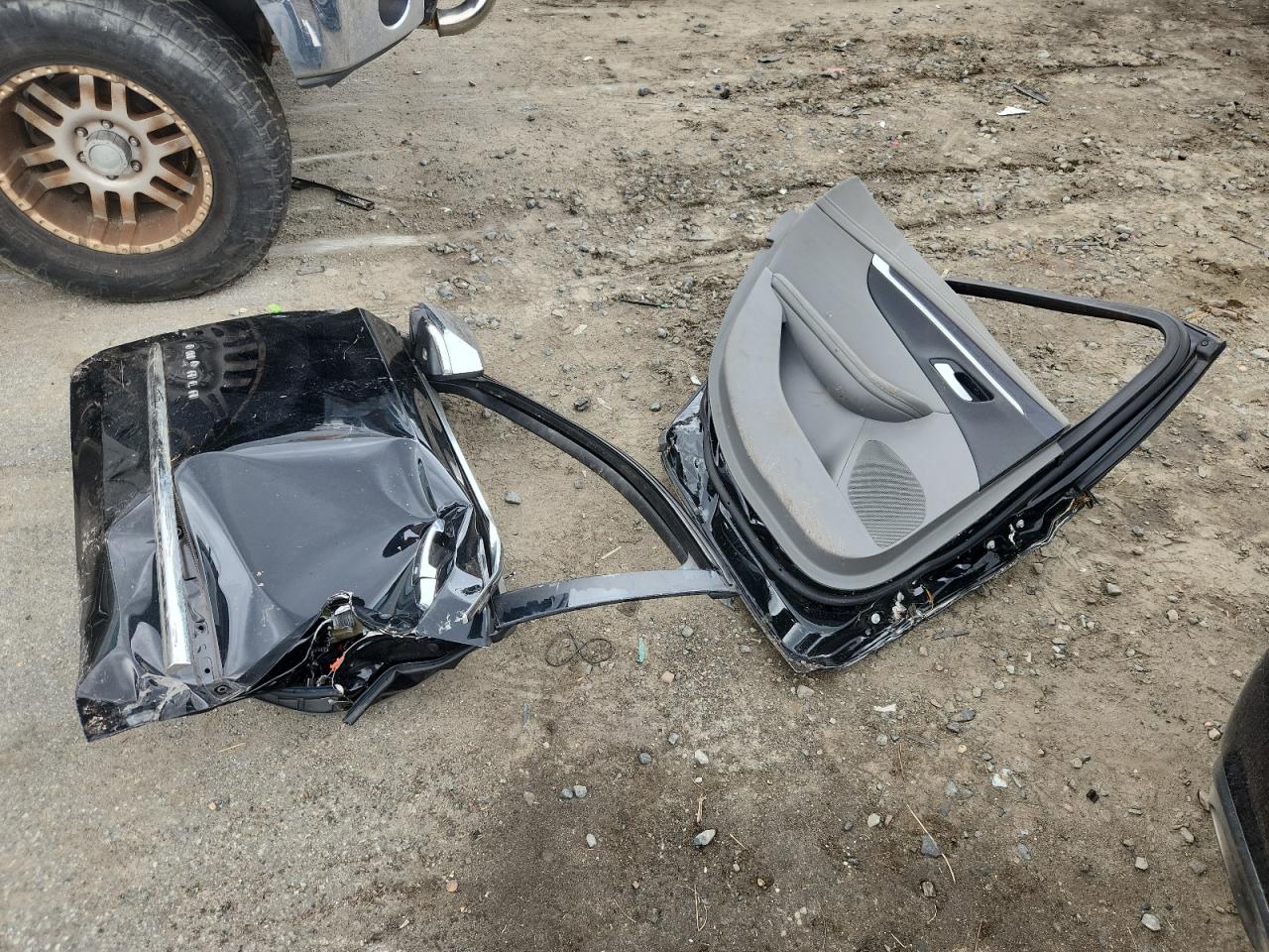 2019 Chevrolet Impala Premier VIN: 1G1105S39KU104161 Lot: 84436415