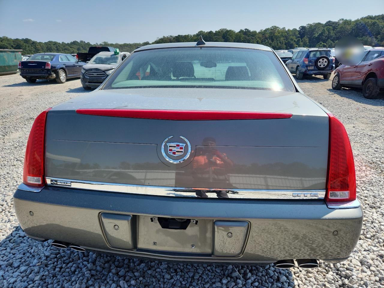 2011 Cadillac Dts Luxury Collection VIN: 1G6KD5E62BU141142 Lot: 82099355