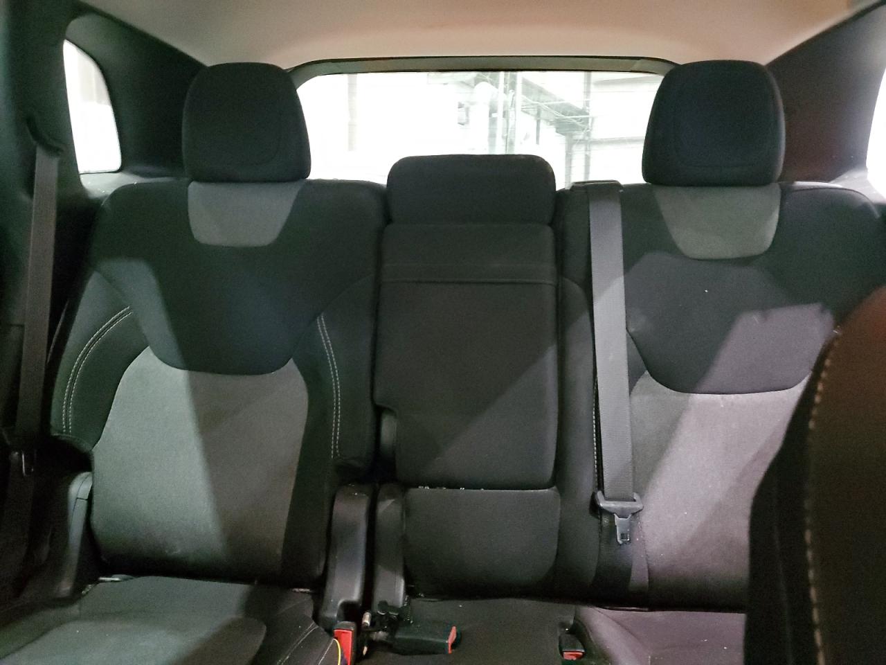 2015 Jeep Cherokee Sport VIN: 1C4PJLAB1FW585013 Lot: 81069065