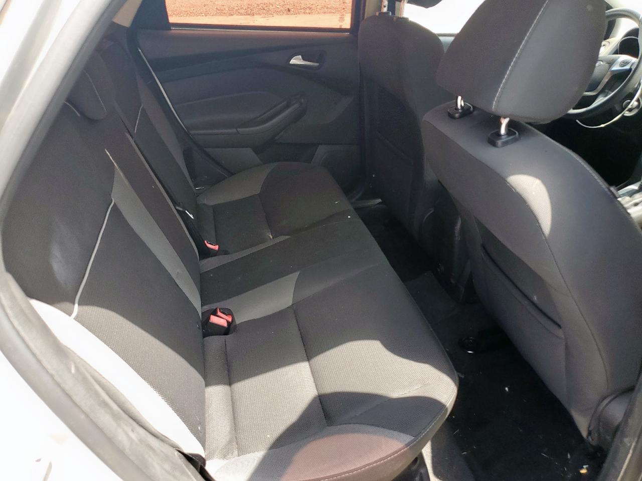 2014 Ford Focus Se VIN: 1FADP3F21EL123180 Lot: 71207305