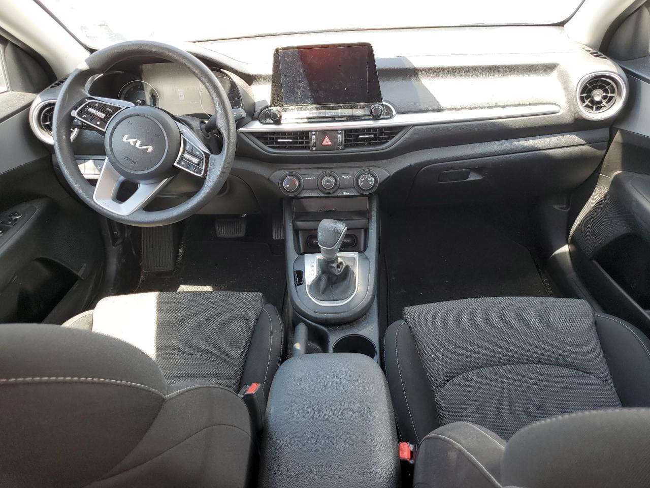 2023 Kia Forte Lx VIN: 3KPF24AD8PE538640 Lot: 81154935