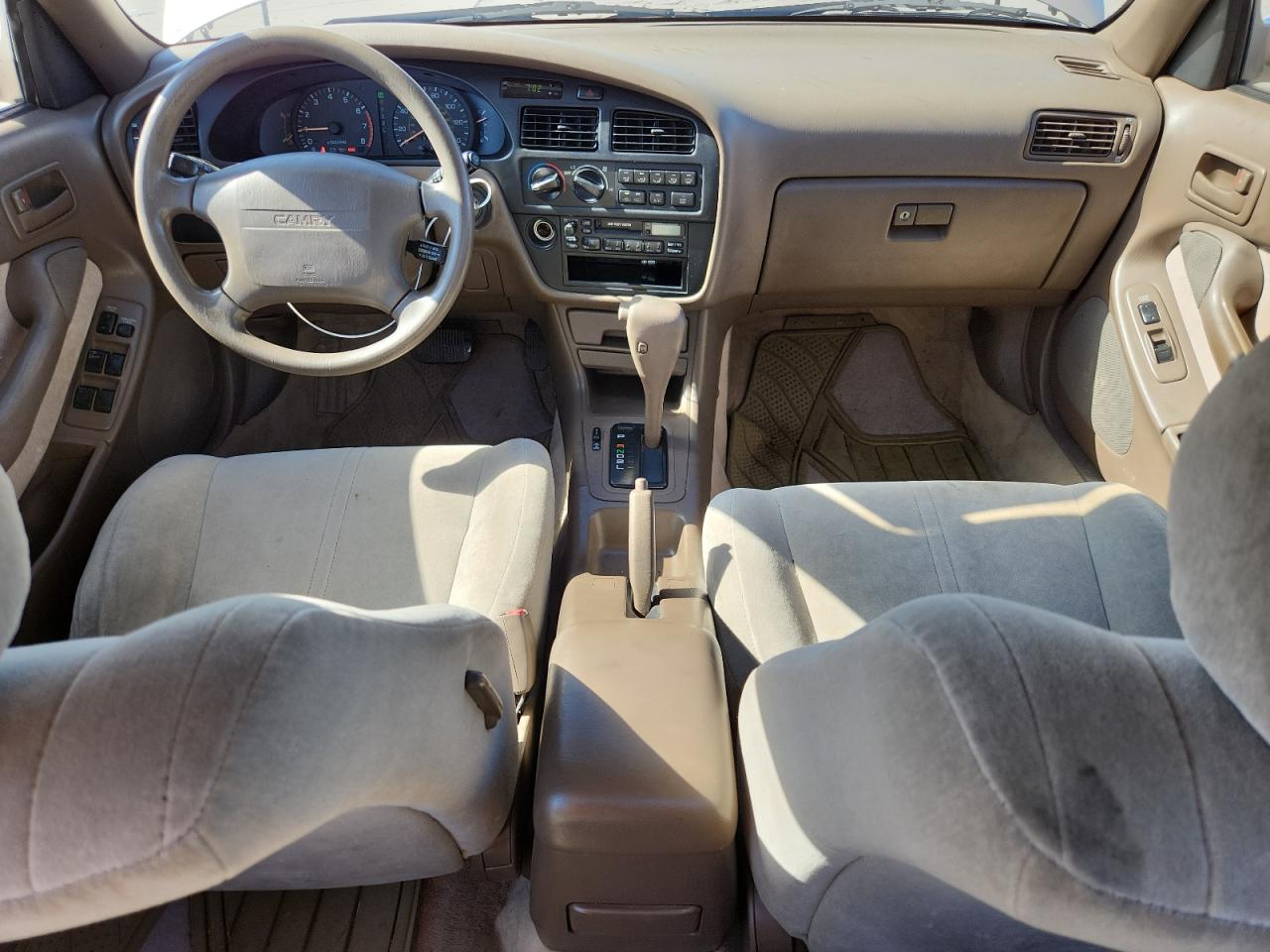 1993 Toyota Camry Xle VIN: JT2SK13E3P0186068 Lot: 80651795