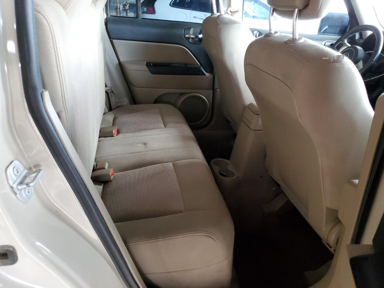 2016 Jeep Patriot Latitude VIN: 1C4NJPFB1GD800779 Lot: 71516425