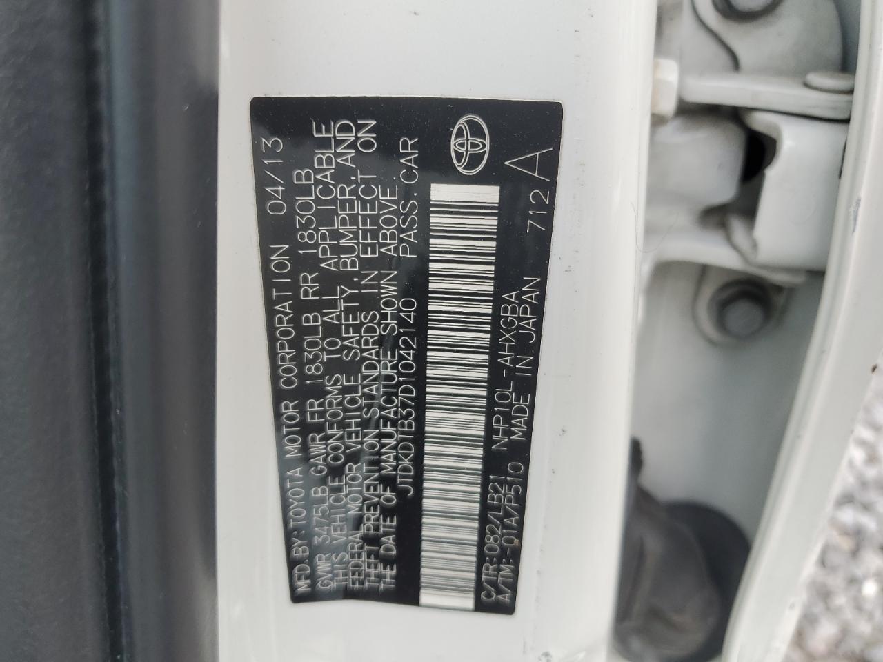 2013 Toyota Prius C VIN: JTDKDTB37D1042140 Lot: 71504705