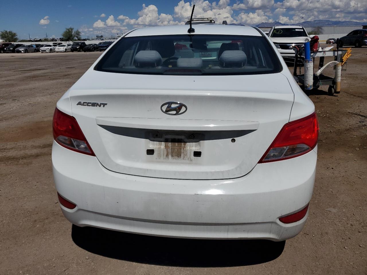 2015 Hyundai Accent Gls VIN: KMHCT4AEXFU915330 Lot: 80055765