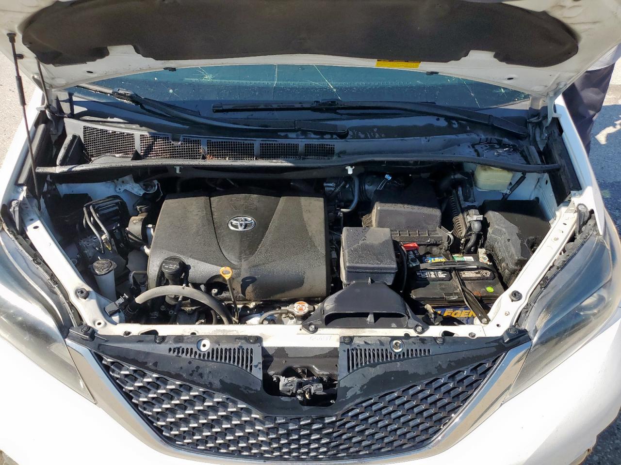 2017 Toyota Sienna Se VIN: 5TDXZ3DC1HS860587 Lot: 71269895