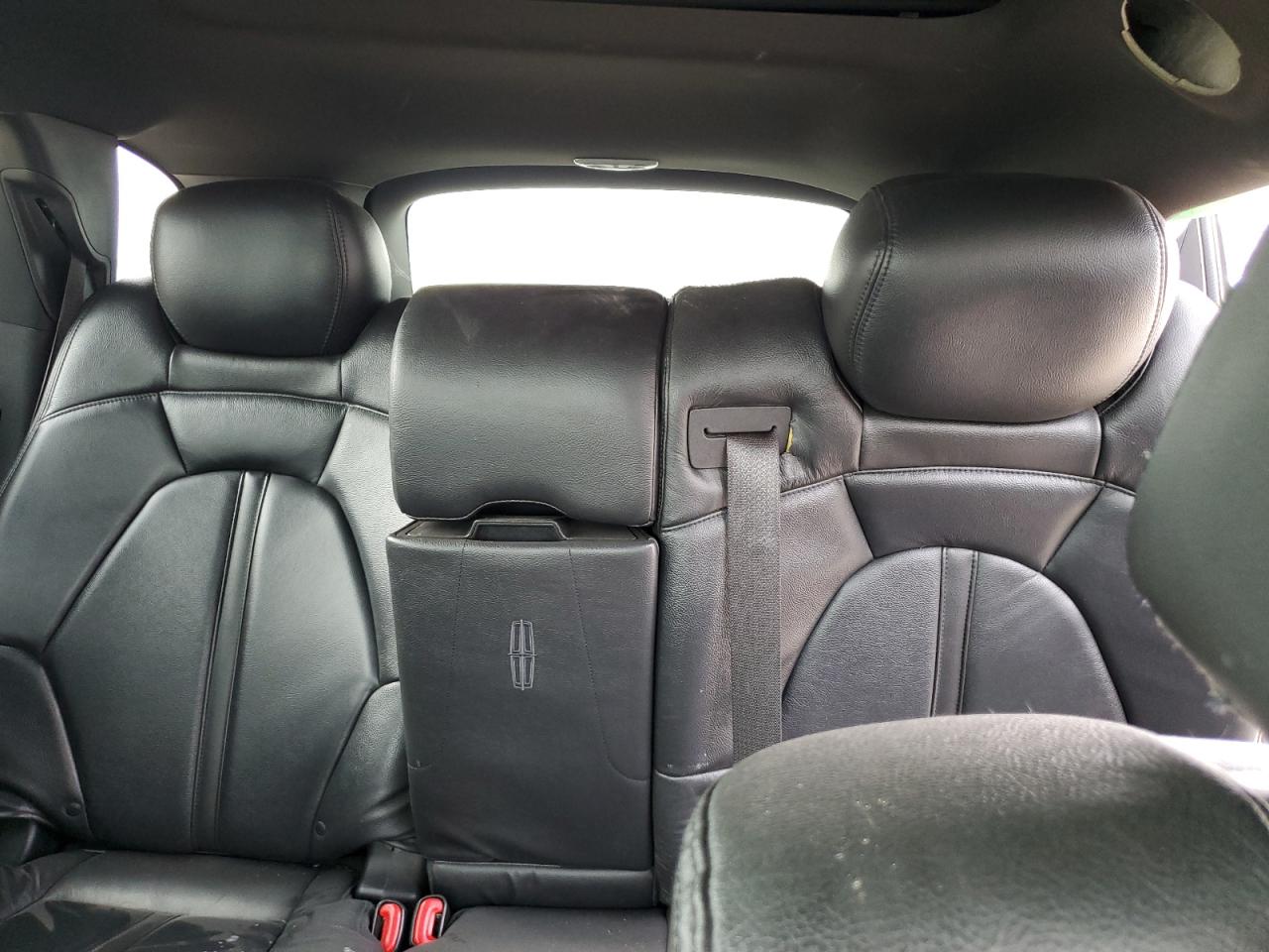2018 Lincoln Mkt VIN: 2LMHJ5NK3JBL02423 Lot: 81962285