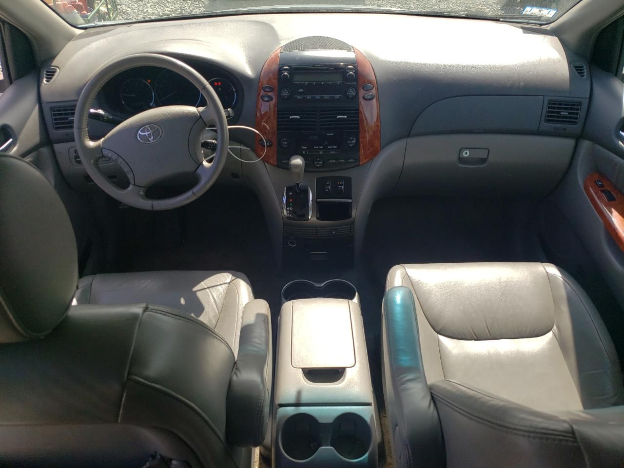 2008 Toyota Sienna Xle VIN: 5TDZK22C58S133575 Lot: 71901225