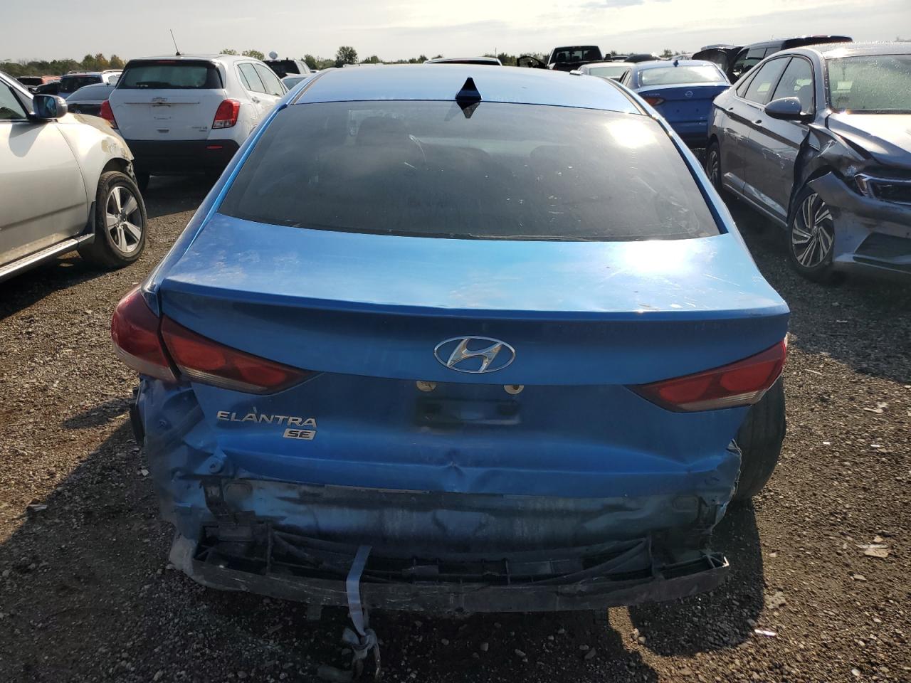 2017 Hyundai Elantra Se VIN: KMHD74LF7HU368695 Lot: 81603245