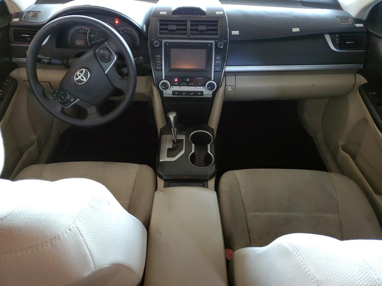 2014 Toyota Camry L VIN: 4T4BF1FK0ER400843 Lot: 82128905
