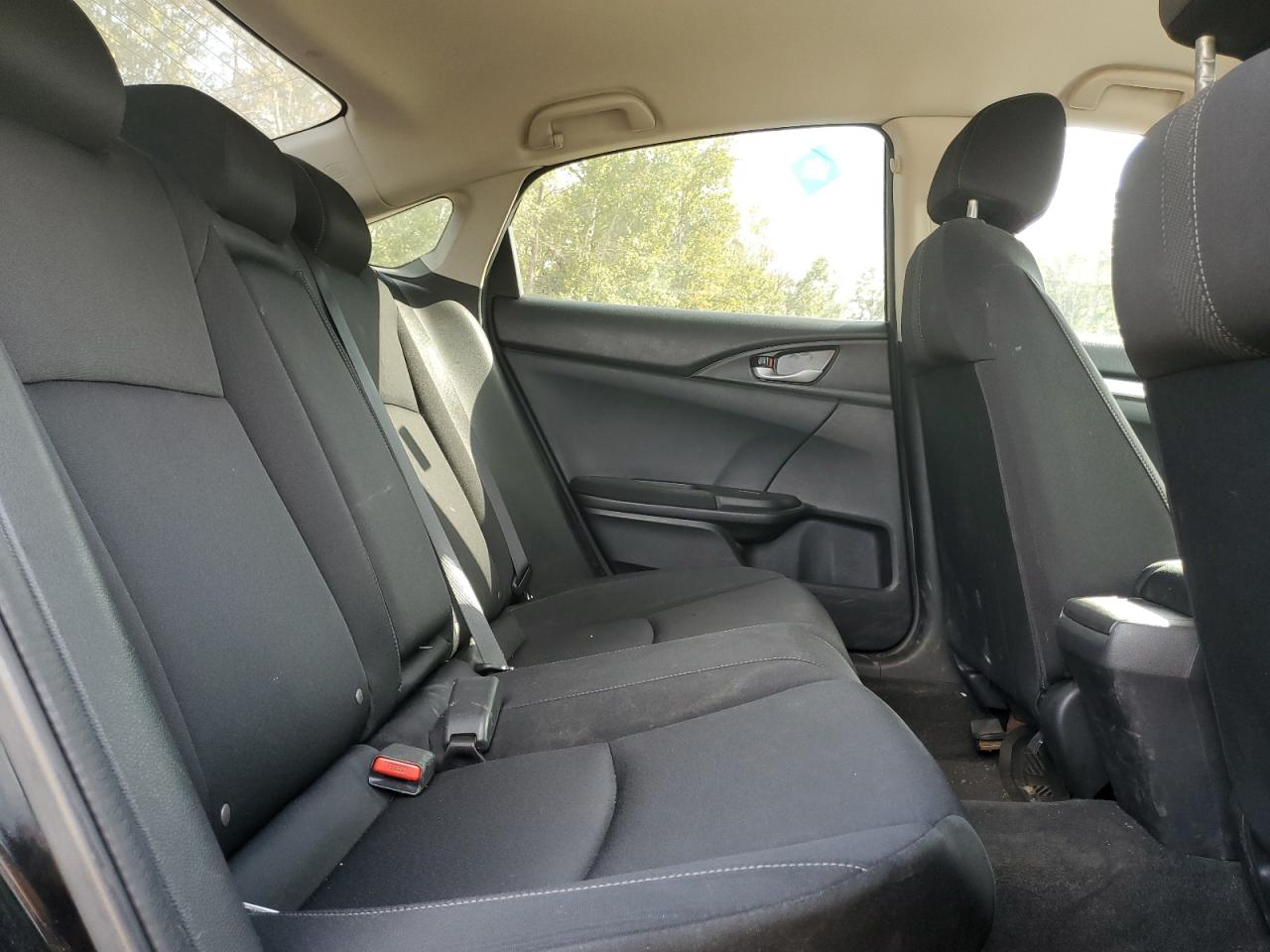 2018 Honda Civic Lx VIN: 2HGFC2F68JH010671 Lot: 71160985