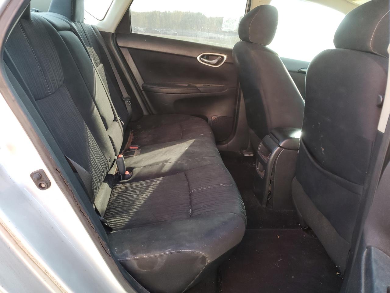 car-image car-image