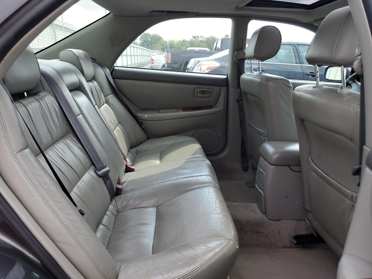 2000 Lexus Es 300 VIN: JT8BF28G7Y5076946 Lot: 81612445