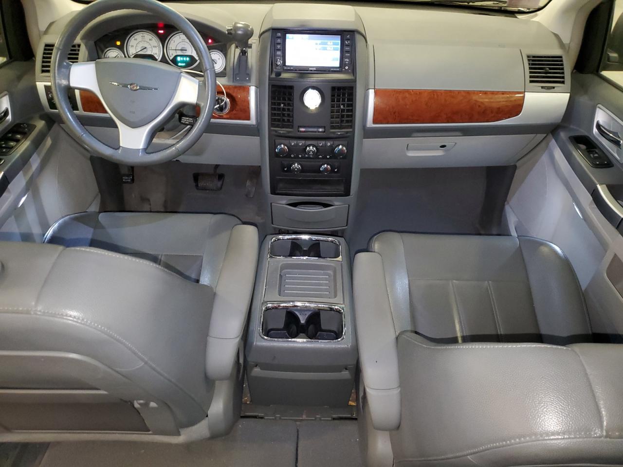 2008 Chrysler Town & Country Touring VIN: 2A8HR54P68R658171 Lot: 81766905