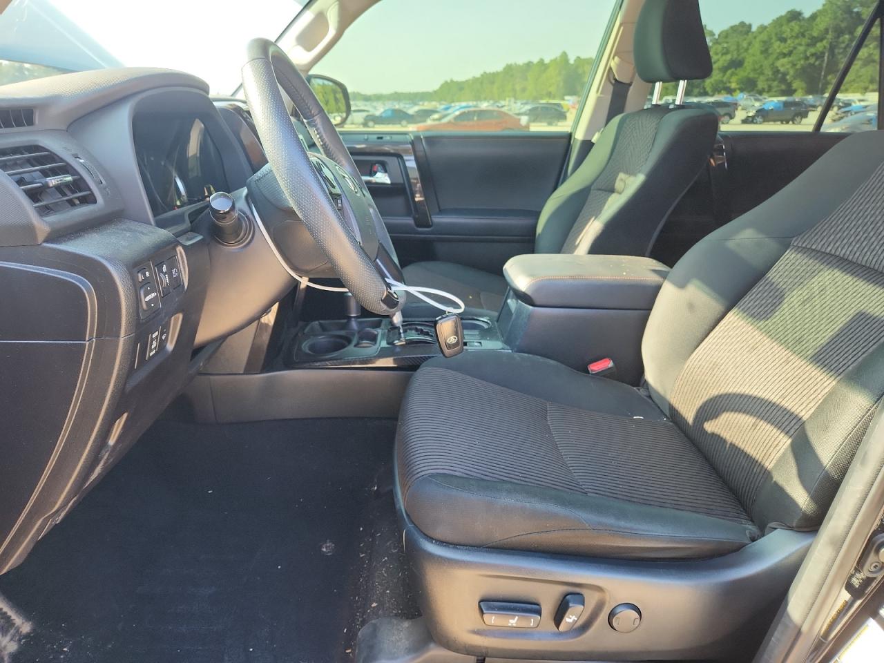 2022 Toyota 4Runner Sr5/Sr5 Premium VIN: JTEPU5JR8N6013608 Lot: 80273665