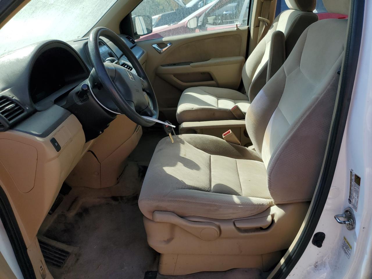 2007 Honda Odyssey Lx VIN: 5FNRL38207B111682 Lot: 71692825