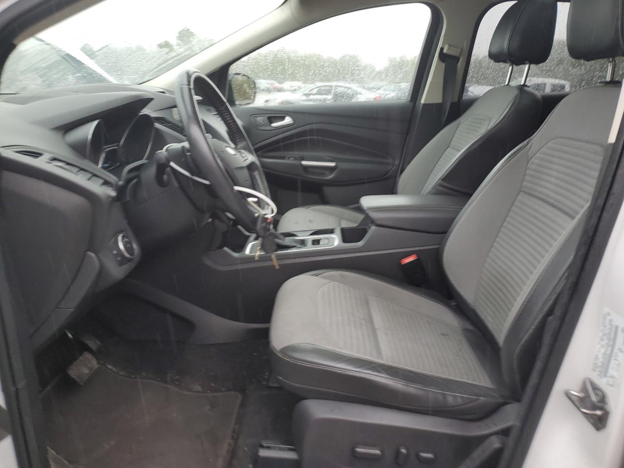 2017 Ford Escape Se VIN: 1FMCU9GD9HUD10016 Lot: 84028205