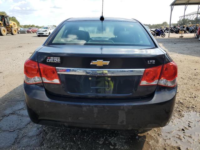 CHEVROLET CRUZE 2015 Czarny