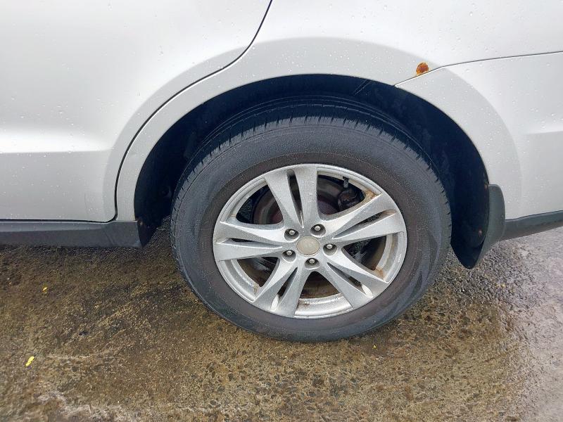 2011 HYUNDAI SANTA FE PREMIUM
