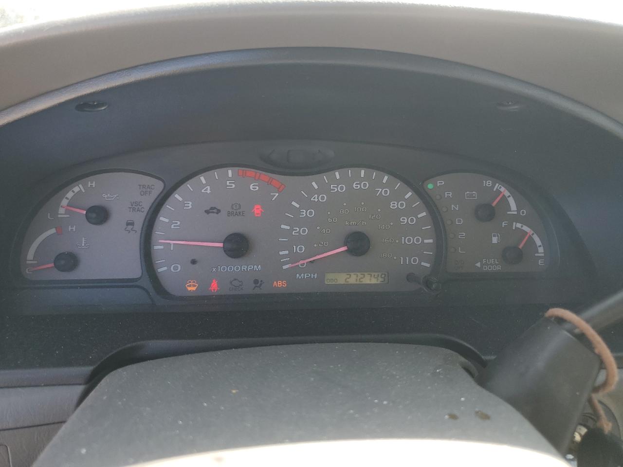 2004 Toyota Sequoia Sr5 VIN: 5TDZT34A14S237327 Lot: 84789955