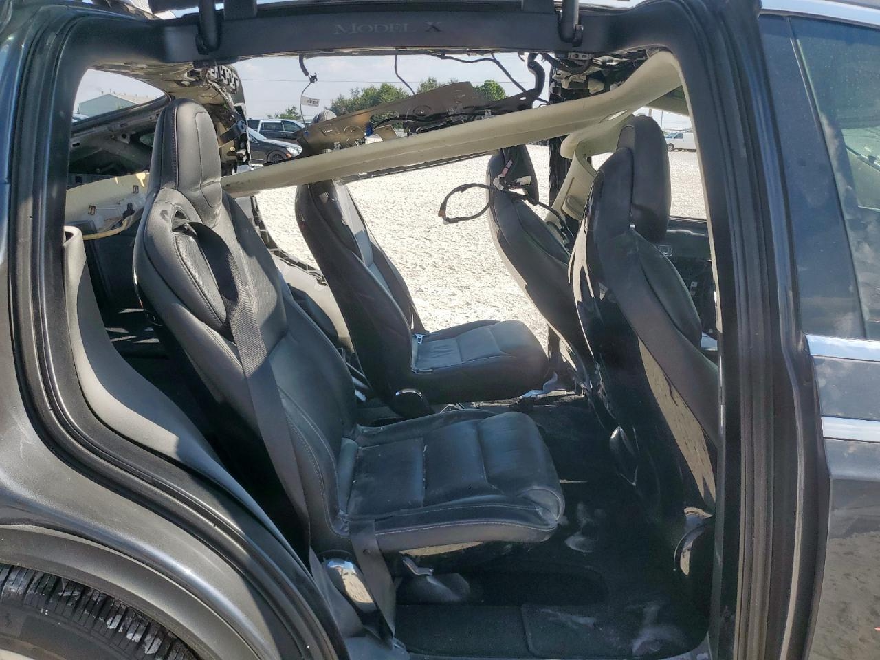 2016 Tesla Model X VIN: 5YJXCBE20GF007442 Lot: 71796095