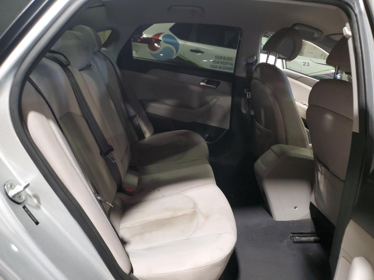 2015 Hyundai Sonata Se VIN: 5NPE24AF3FH204359 Lot: 81821395