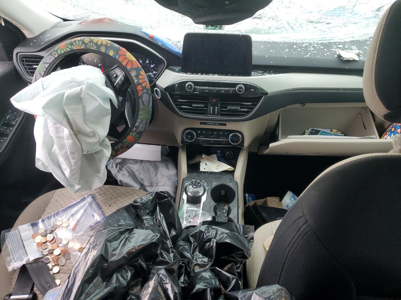 2021 Ford Escape Se VIN: 1FMCU0G69MUA38316 Lot: 81067275