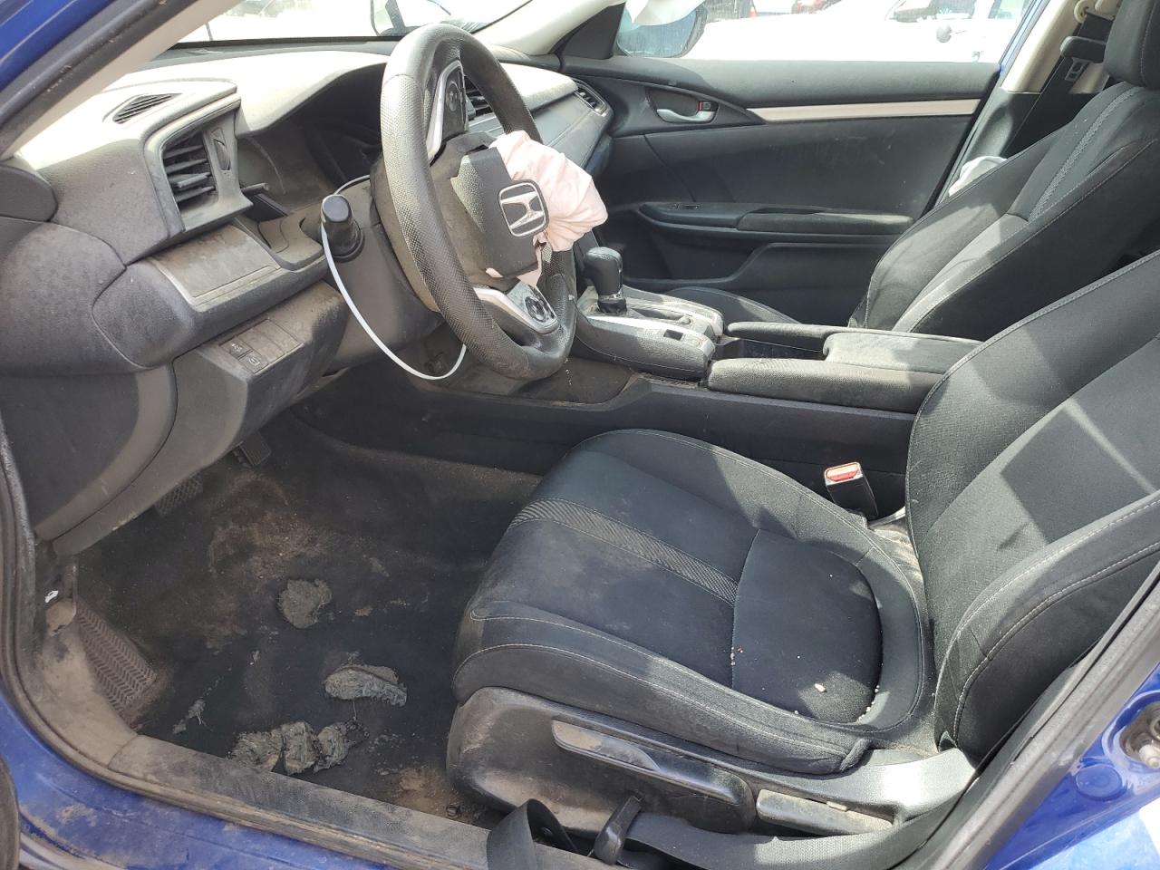 2018 Honda Civic Lx VIN: 2HGFC2F52JH594783 Lot: 71145725