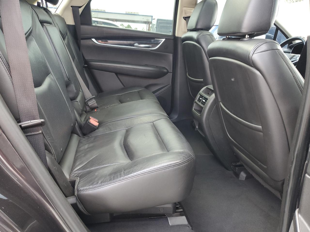 2017 Cadillac Xt5 Luxury VIN: 1GYKNBRS5HZ139603 Lot: 84830205