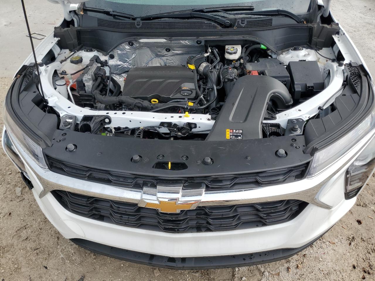 2024 Chevrolet Trax Ls VIN: KL77LFE29RC240529 Lot: 72100685