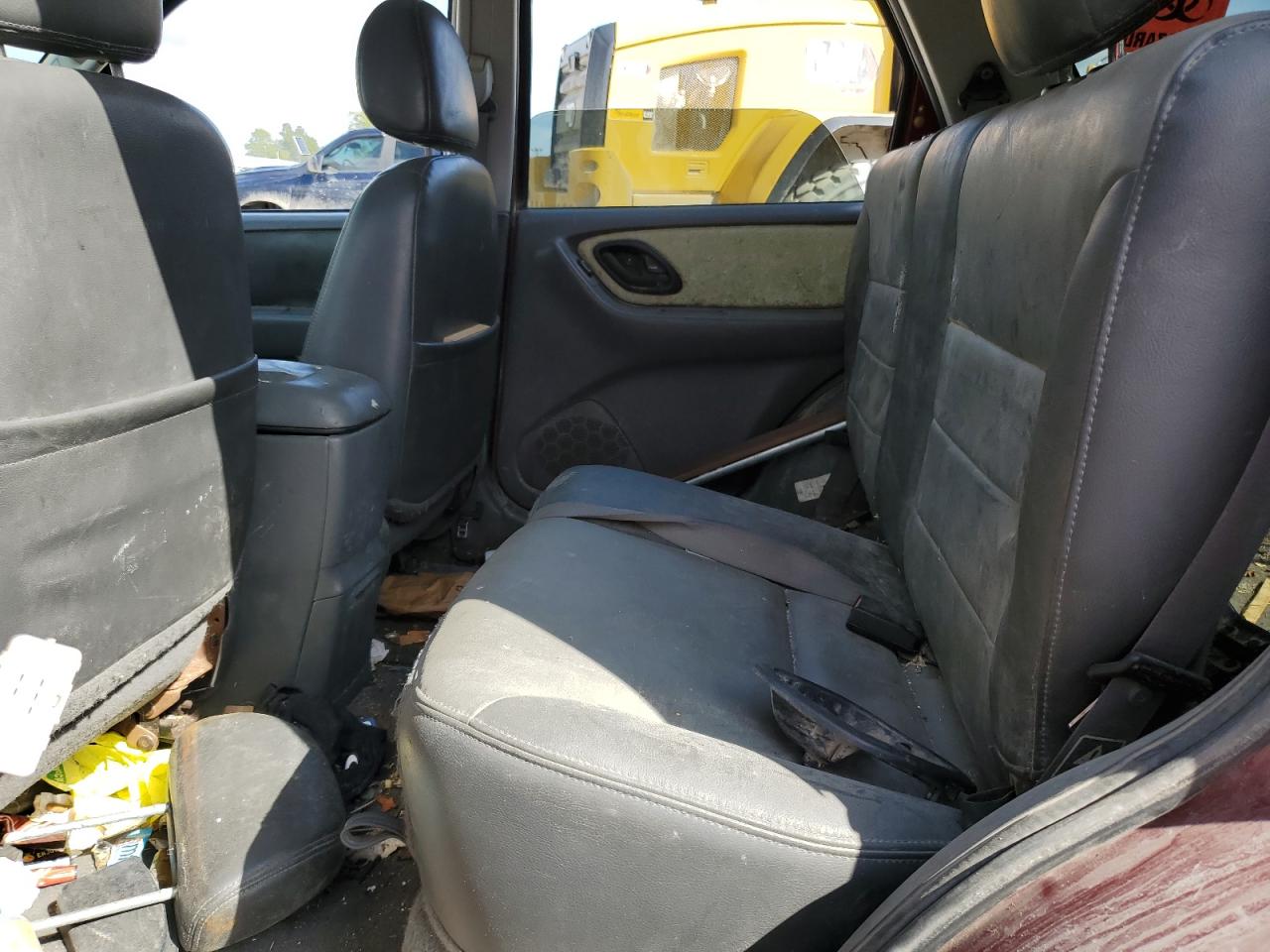 2003 Ford Escape Xlt VIN: 1FMYU93163KA05465 Lot: 81761875