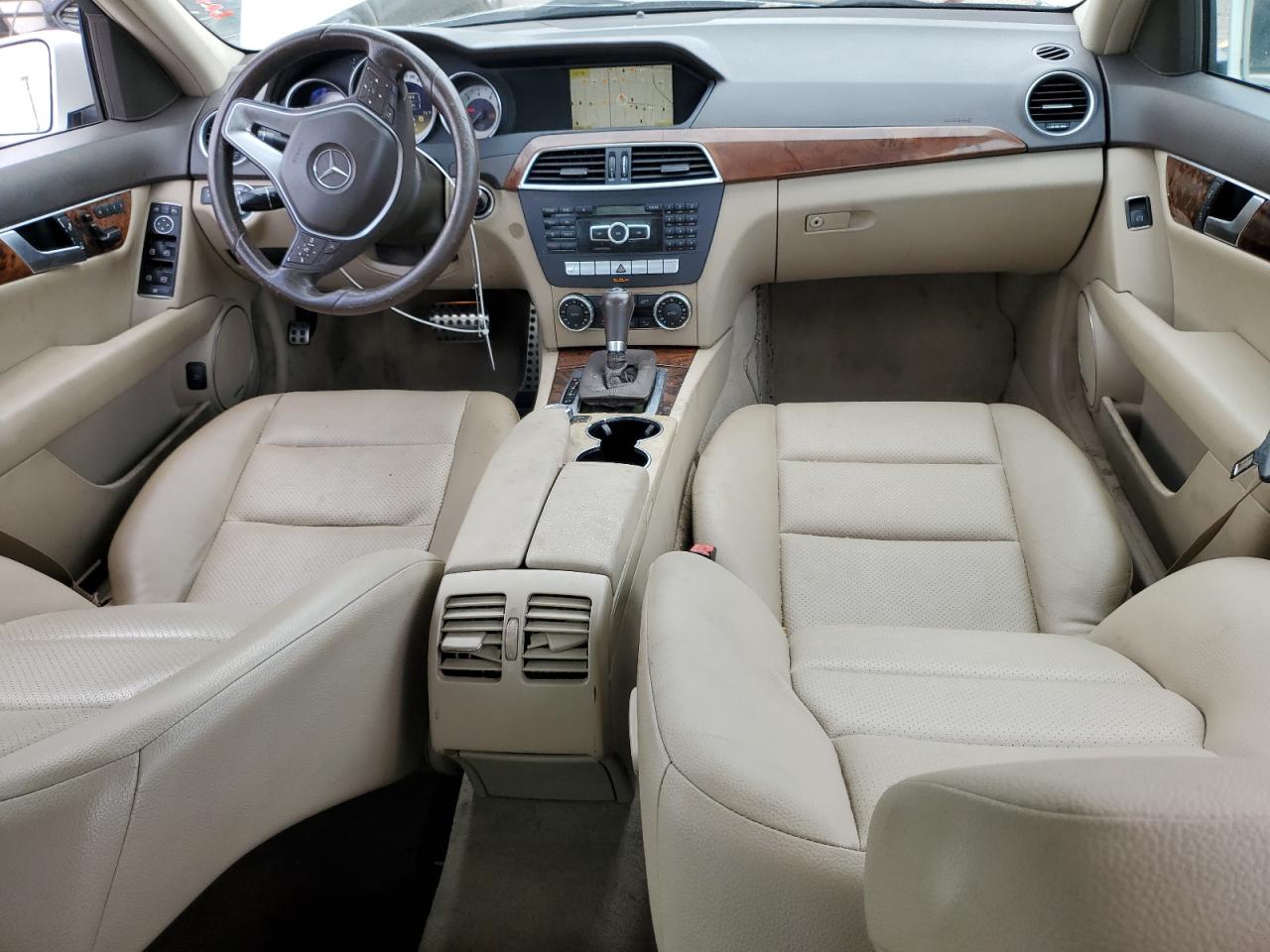 2012 Mercedes-Benz C 250 VIN: WDDGF4HB9CA600899 Lot: 81927025