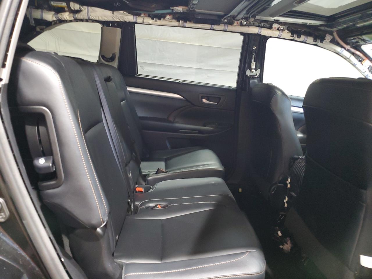 2015 Toyota Highlander Xle VIN: 5TDJKRFH9FS210876 Lot: 71030775