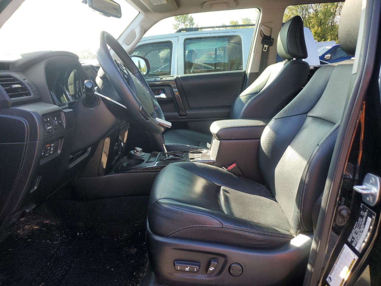 2019 Toyota 4Runner Sr5/Sr5 Premium VIN: JTEBU5JR5K5624403 Lot: 81673285