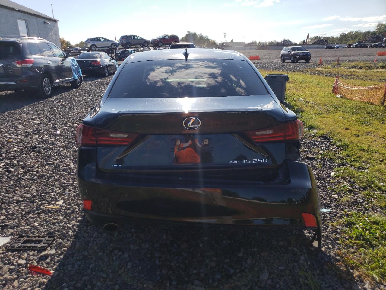 2015 Lexus Is 250 VIN: JTHCF1D28F5021198 Lot: 71678015