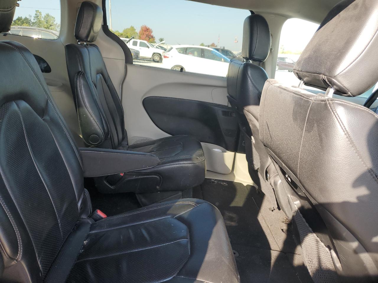 2022 Chrysler Pacifica Touring L VIN: 2C4RC1BG6NR120834 Lot: 81376195