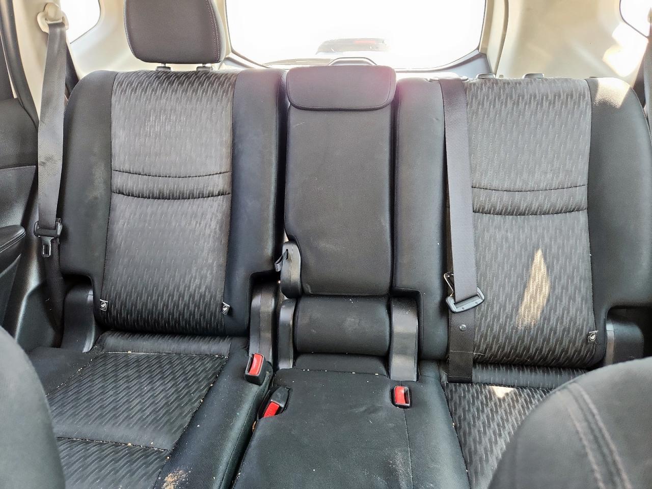 2017 Nissan Rogue S VIN: JN8AT2MV2HW008157 Lot: 71188965