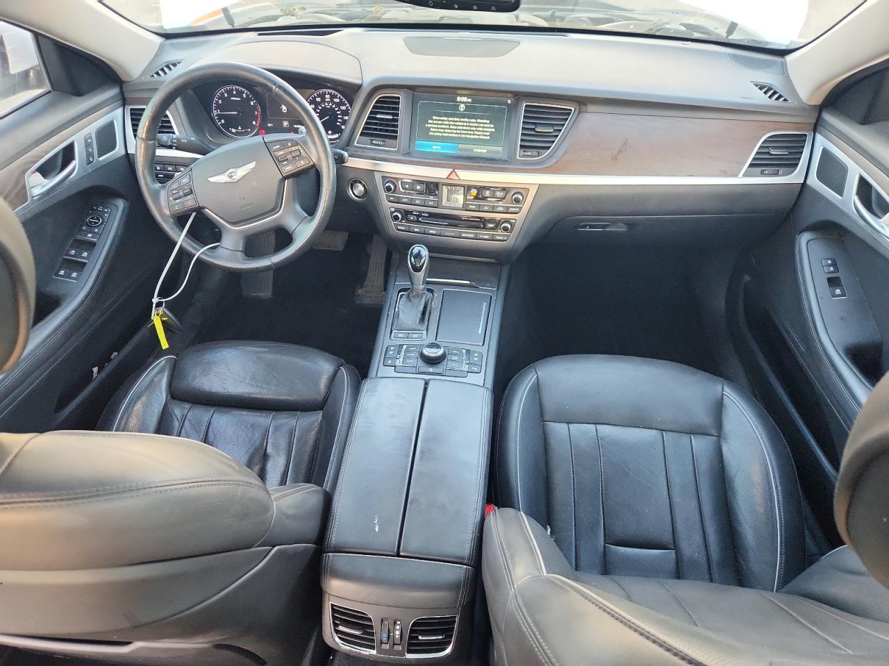 2015 Hyundai Genesis 3.8L VIN: KMHGN4JE2FU071554 Lot: 84771525