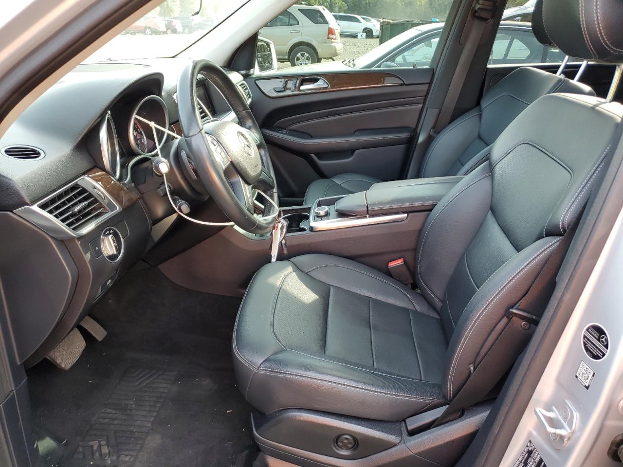 2015 Mercedes-Benz Ml 350 4Matic VIN: 4JGDA5HB8FA562647 Lot: 83980175