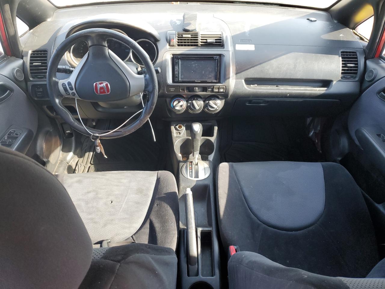 2008 Honda Fit Sport VIN: JHMGD38688S070602 Lot: 81769675