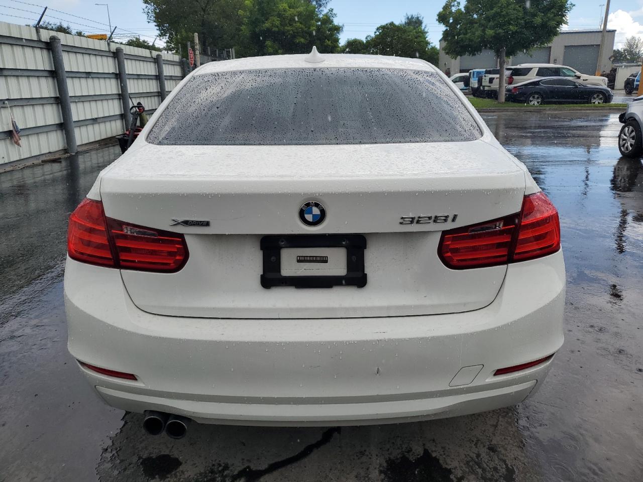 2015 BMW 328 Xi VIN: WBA3B3G5XFNR87595 Lot: 83837325