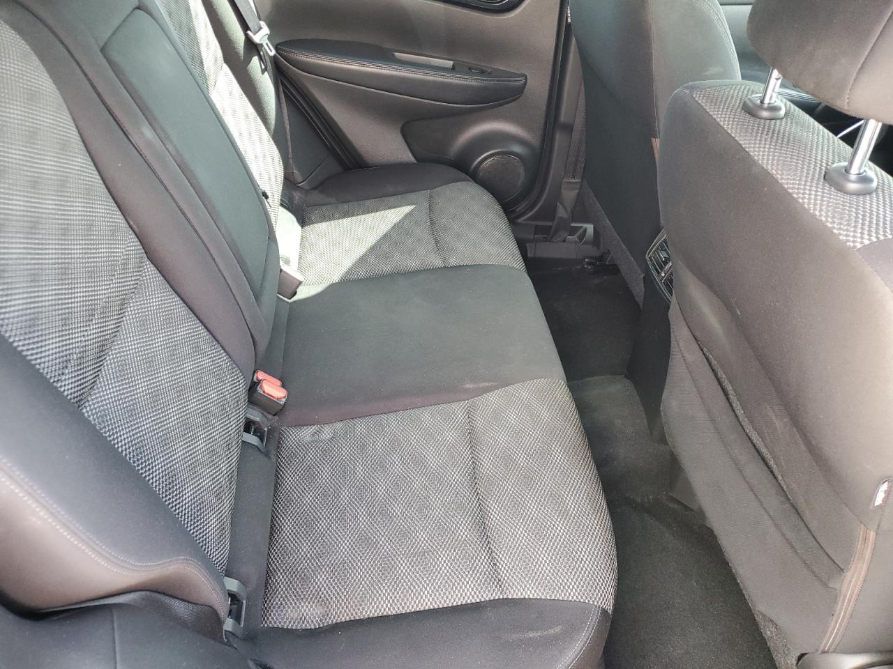 2018 Nissan Rogue Sport S VIN: JN1BJ1CPXJW102850 Lot: 84756105