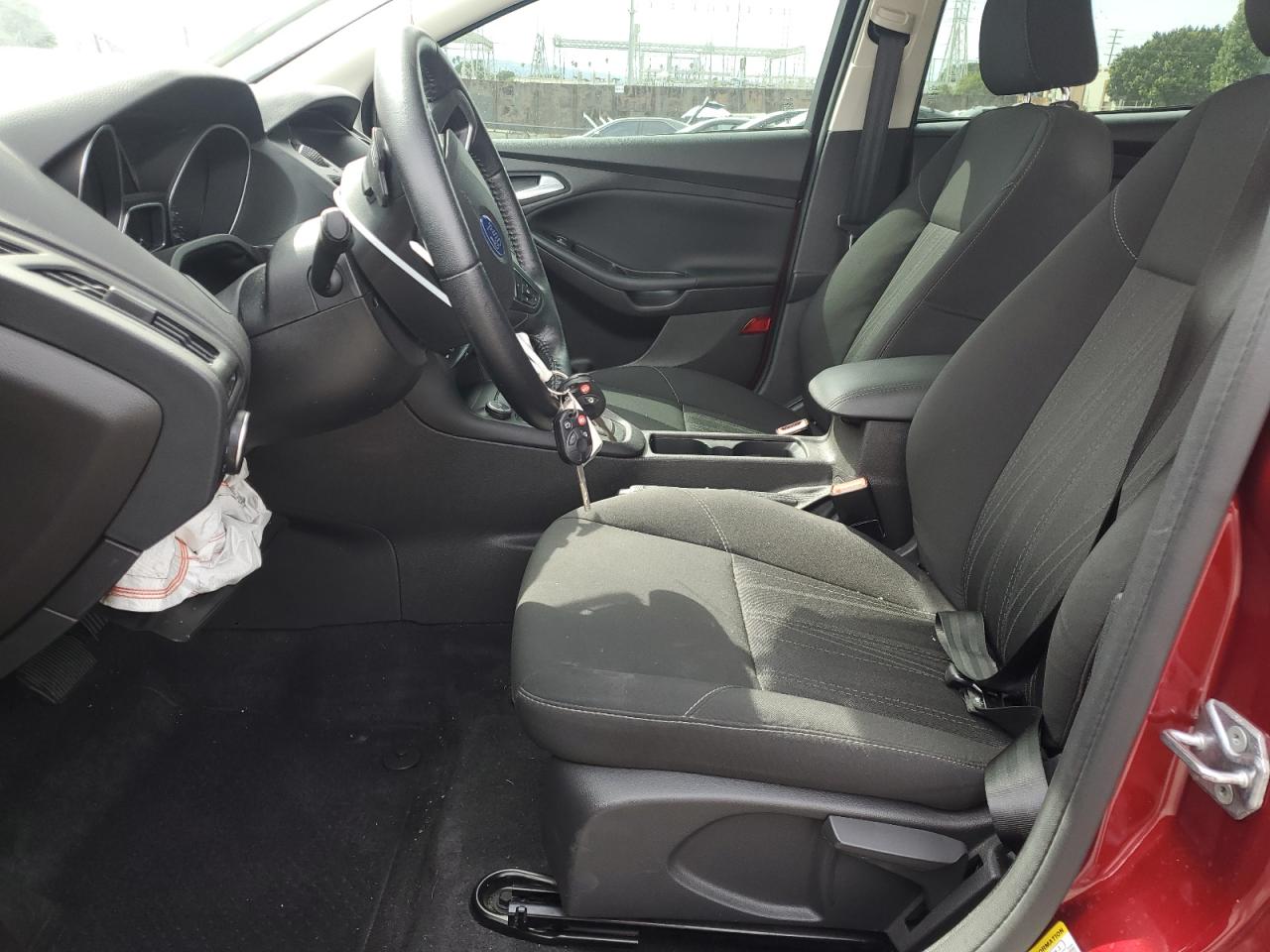 2016 Ford Focus Se VIN: 1FADP3F21GL383968 Lot: 80924145