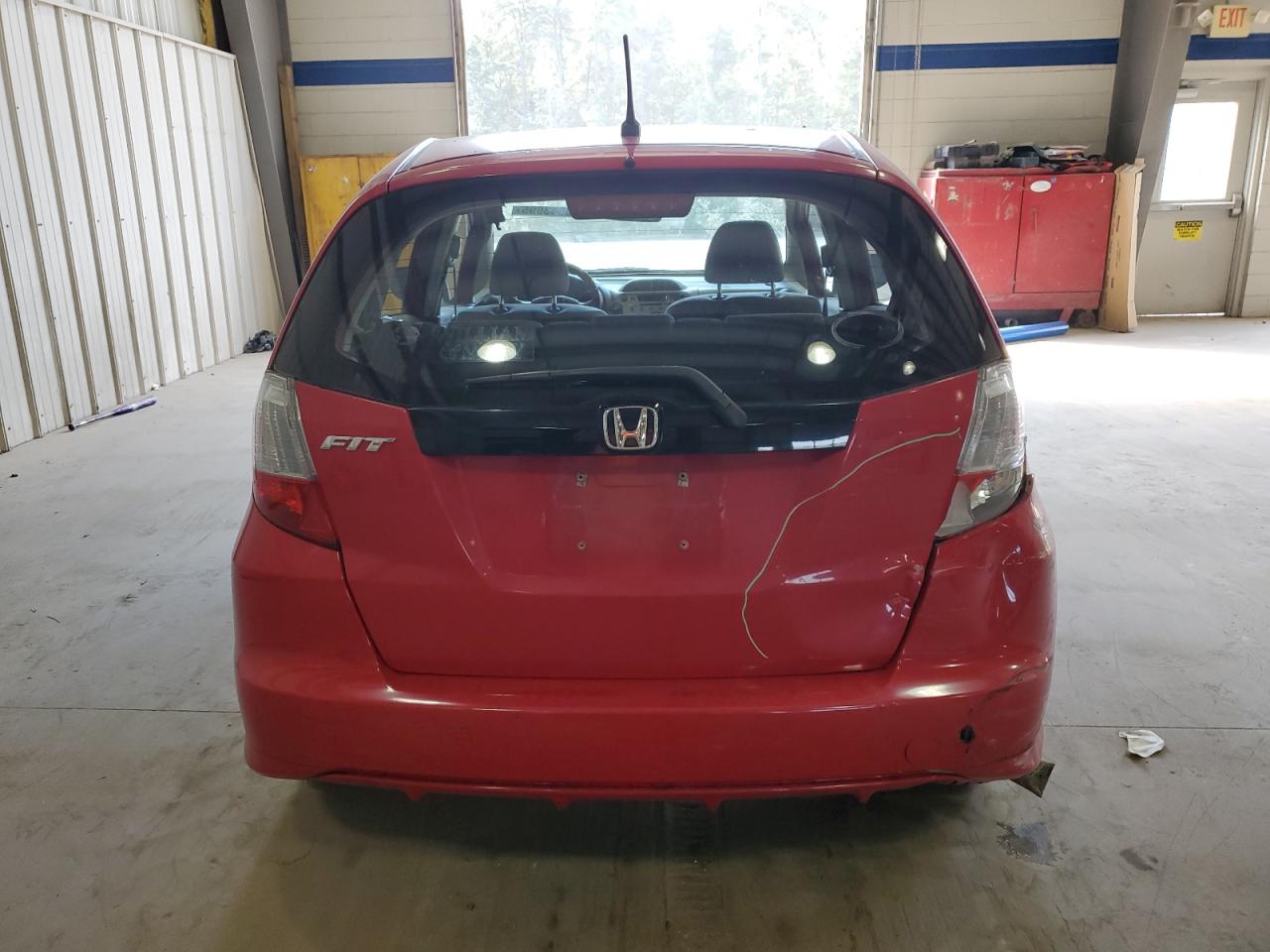 2013 Honda Fit VIN: JHMGE8H33DC080622 Lot: 80543995