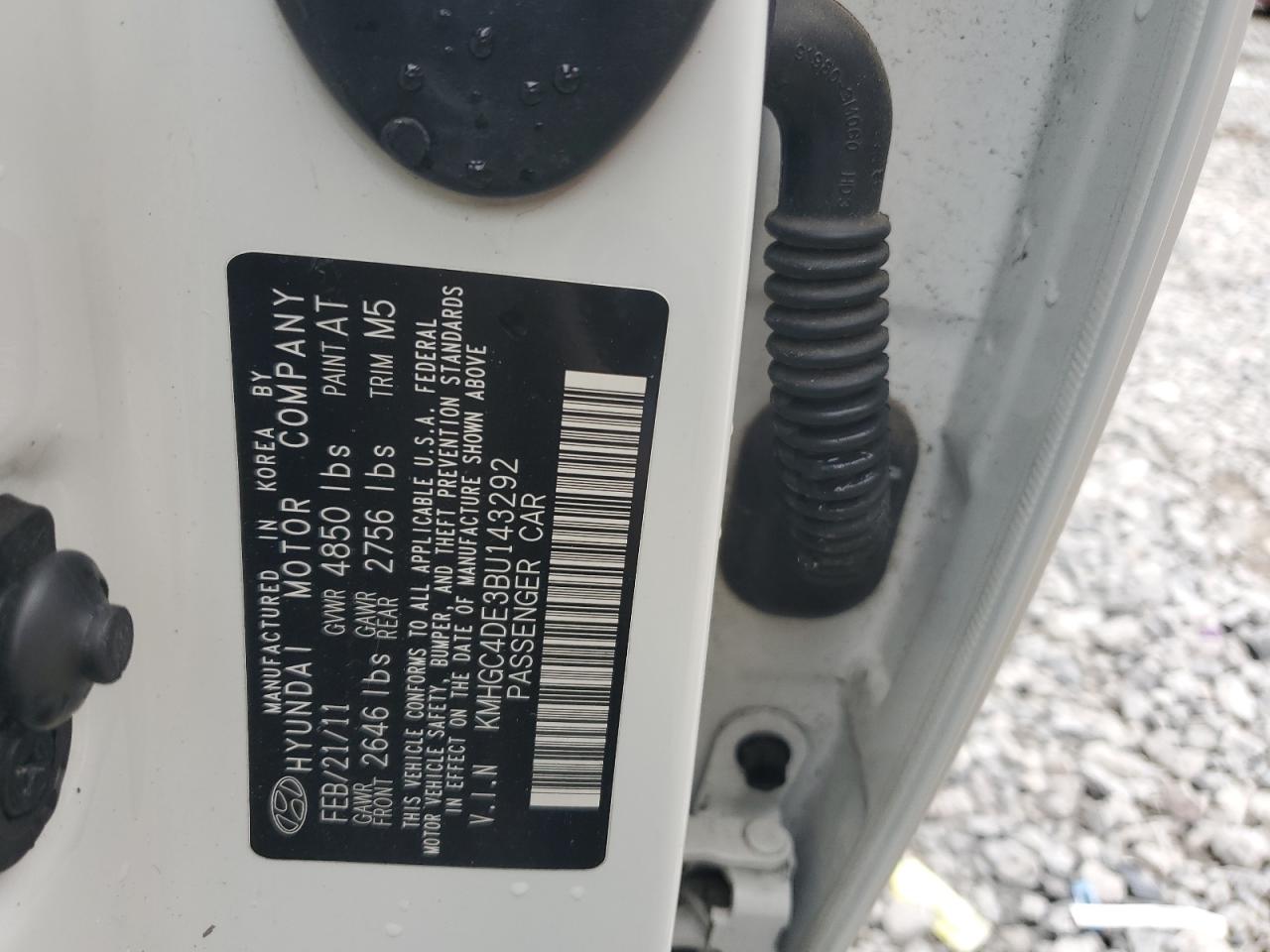 2011 Hyundai Genesis 3.8L VIN: KMHGC4DE3BU143292 Lot: 84395965