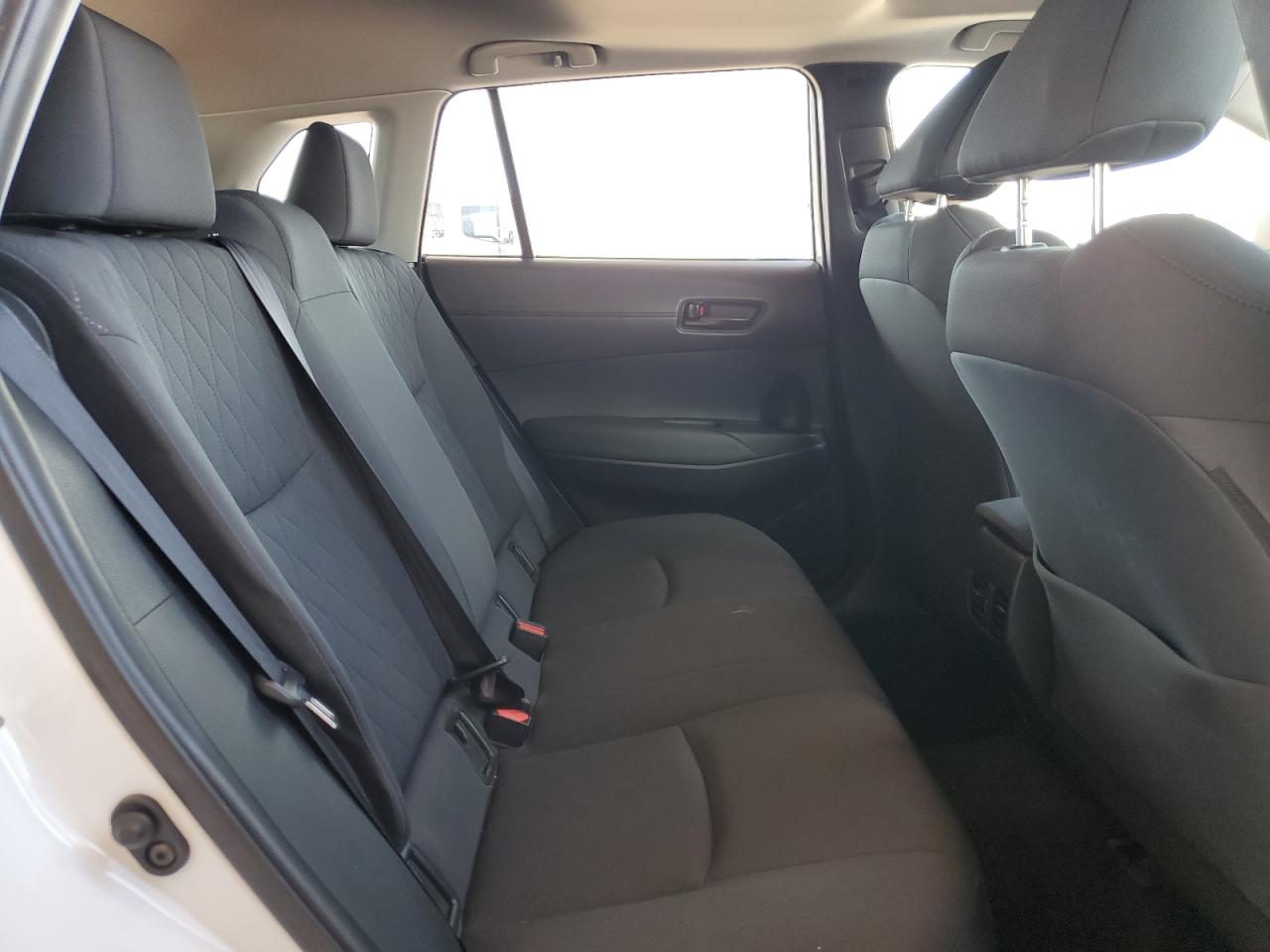 2022 Toyota Corolla Cross Le VIN: 7MUBAABG8NV010212 Lot: 80657985